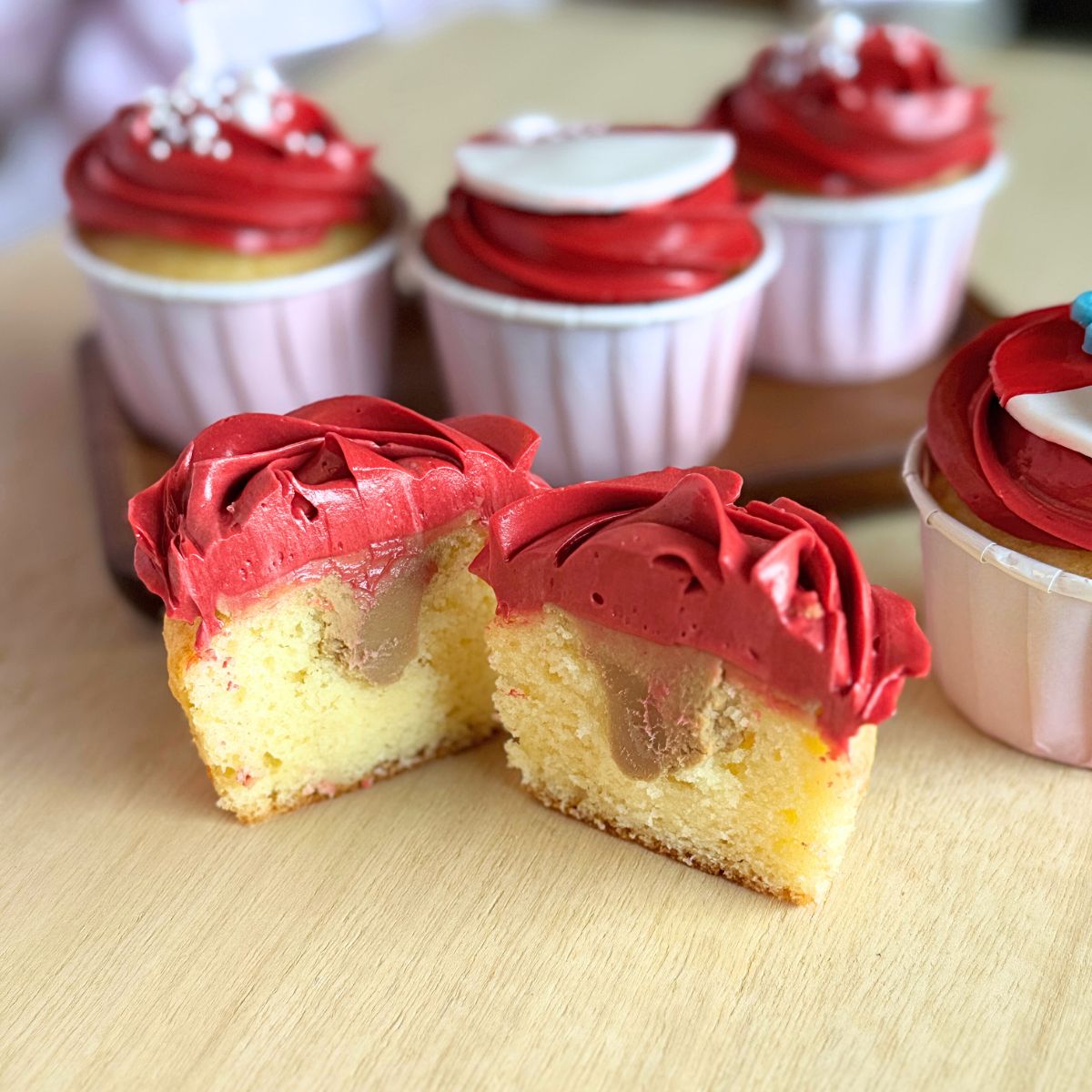 SG60 Cup Cake