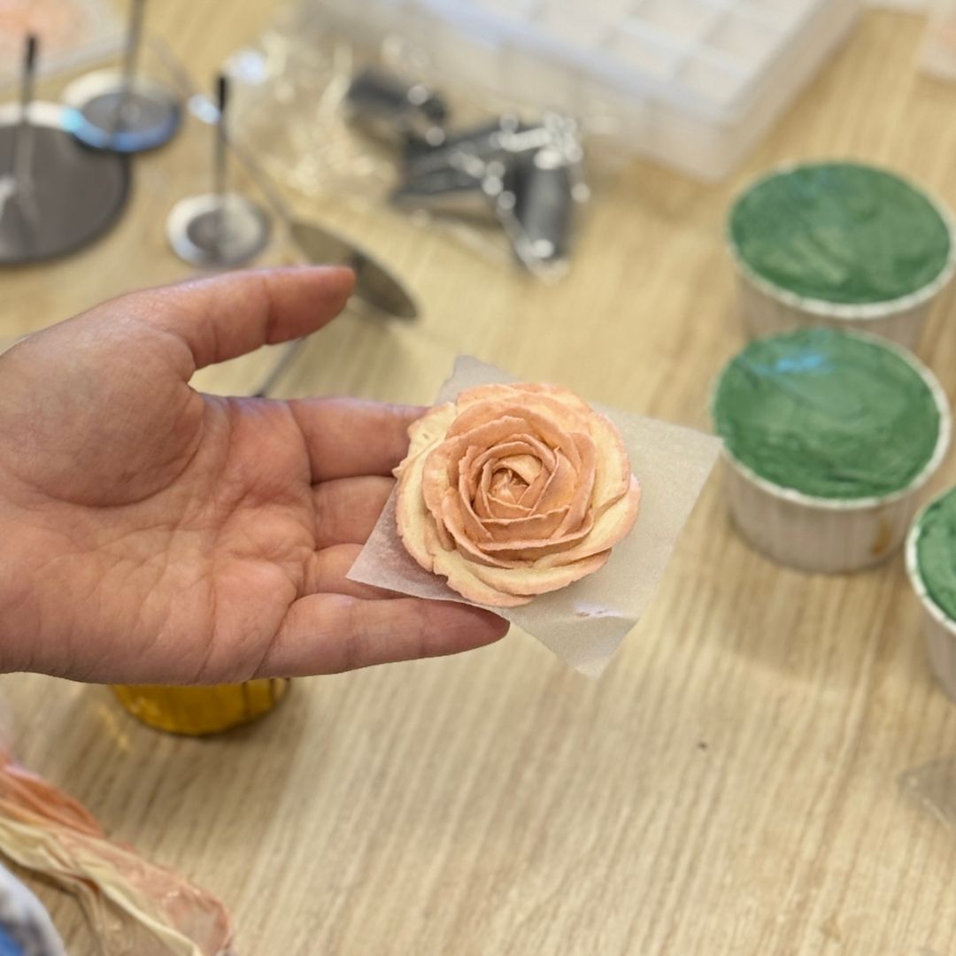 [9 Oct] Floral Piping Cupcake Class